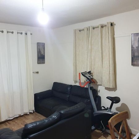 Splendid 4Bedrooms Shared Home Манчестер Экстерьер фото